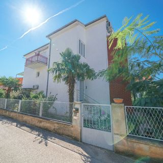 Apartments and Rooms Josipa Vodice (2)