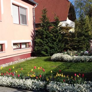 Gyöngyvirág Apartman Kehidakustány (5)