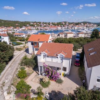 Apartment Lavanda Jezera (4)