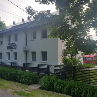 Kid Familia Panzió*** Balatonszárszó (2)