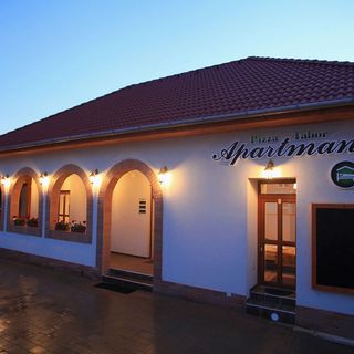 Pizza Tábor Apartman Miskolc (3)