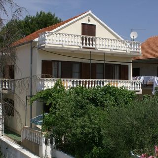 Apartments With Parking Space Vodice - 4180 (2)
