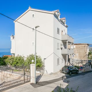 Apartmanok Parkolóhellyel Podstrana, Split - 6072 Podstrana (4)