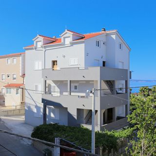 Apartmanok Parkolóhellyel Podstrana, Split - 6072 Podstrana (2)