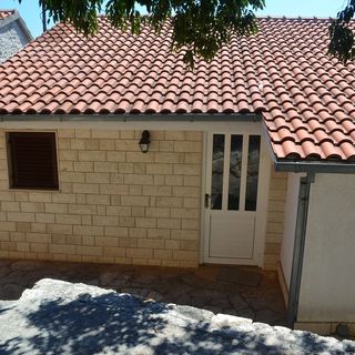 Apartmanok Parkolóhellyel Sutivan, Brac - 2846 Sutivan (5)