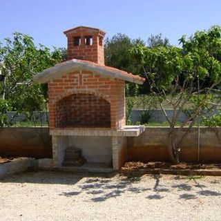 Apartmanok Parkolóhellyel Vir - 12692 (5)