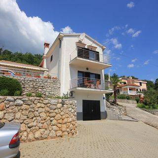 Apartmanok Parkolóhellyel Lovran, Opátia - Opatija - 2357 Lovran (3)