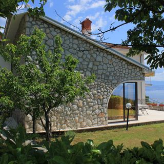 Apartmanok Parkolóhellyel Lovran, Opátia - Opatija - 2357 Lovran (4)