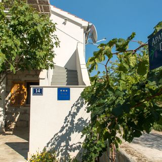 Apartmanok A Tenger Mellett Vinisce, Trogir - 11003 Vinišće (4)