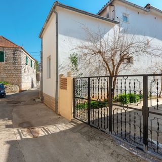 Apartmanok A Tenger Mellett Jelsa, Hvar - 11319 Jelsa (5)