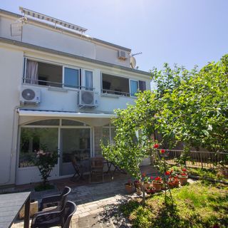 Apartmanok és Szobák Parkolóhellyel Nin, Zadar - 5805 Nin (3)