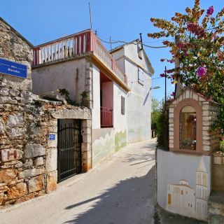 Apartments With Parking Space Tkon, Pašman - 8411 Tkon (3)