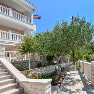 Apartmanok A Tenger Mellett Pisak, Omis - 10323 Pisak (5)