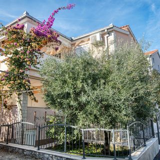 Apartmanok A Tenger Mellett Rogoznica - 2895 (2)