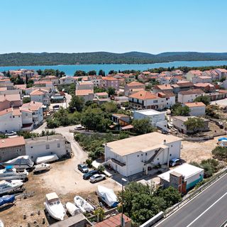 Apartmanok Parkolóhellyel Pirovac, Sibenik - 13263 Pirovac (3)