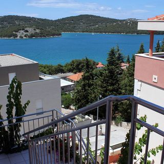 Apartmanok A Tenger Mellett Tisno, Murter - 5130 Tisno (5)