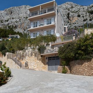 Apartmanok Parkolóhellyel Mimice, Omis - 2805 Mimice (3)
