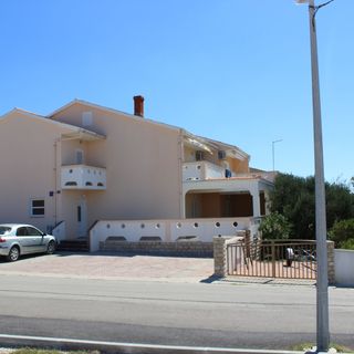 Apartmanok Parkolóhellyel Kustici, Pag - 6287 Kustići (2)