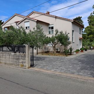 Apartmanok A Tenger Mellett Banjol, Rab - 12838 Banjol (5)