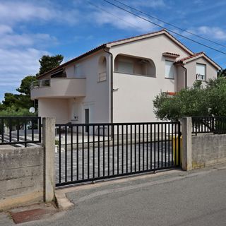 Apartmanok A Tenger Mellett Banjol, Rab - 12838 Banjol (4)