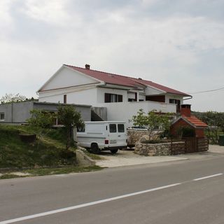 Apartmanok Parkolóhellyel Ljubac, Zadar - 6141 Ljubač (4)