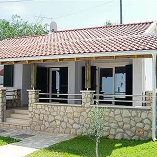 Ház Családok Részére Medencével A Tenger Mellett Kampor Rab - 3216 (2)