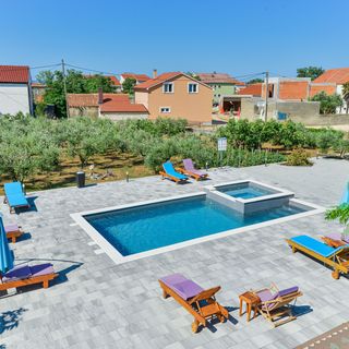 Apartmanok Családok Részére Medencével Privlaka, Zadar - 5762 Privlaka (2)