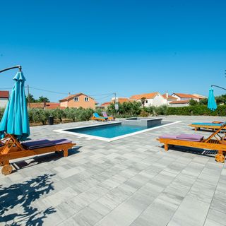 Apartmanok Családok Részére Medencével Privlaka, Zadar - 5762 Privlaka (4)