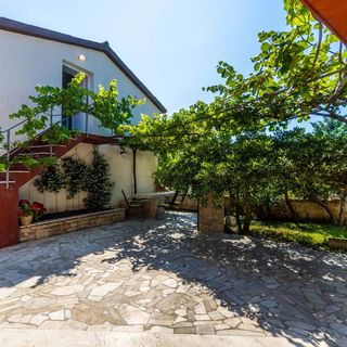 Apartmanok Parkolóhellyel Krnica, Marcana - 7358 Krnica (3)