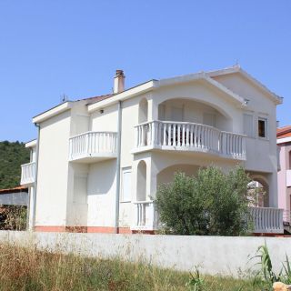 Apartments By The Sea Pašman - 8215 (4)
