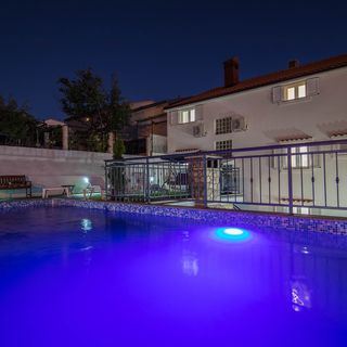 Apartmanok Medencével Crikvenica - 12116 (4)