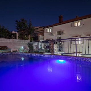 Apartmanok Medencével Crikvenica - 12116 (4)