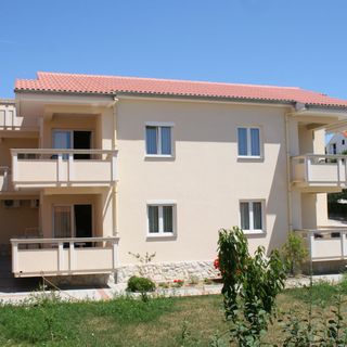 Apartmanok Parkolóhellyel Novalja, Pag - 3294 Novalja (4)