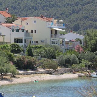 Apartmanok A Tenger Mellett Grebastica, Sibenik - 8333 Grebaštica (2)