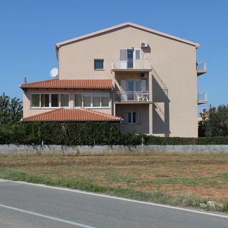 Apartmanok és Szobák A Tenger Mellett Tkon, Pasman - 8377 Tkon (5)