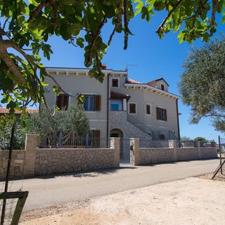 Apartmanok Parkolóhellyel Punta Kriza, Cres - 8082 Punta Križa (3)