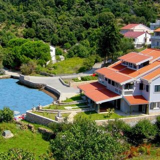 Apartmanok Családok Részére Medencével Kampor Rab - 3213 (4)