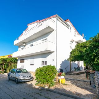 Apartmanok Parkolóhellyel Razanac, Zadar - 6919 Ražanac (5)