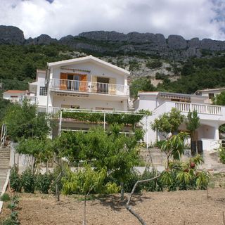 Apartmanok A Tenger Mellett Pisak, Omis - 2750 Pisak (5)