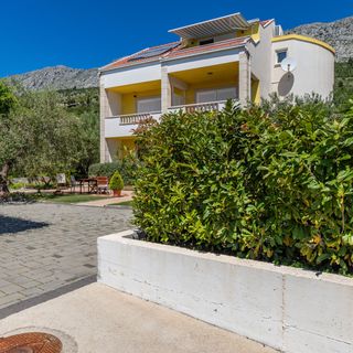 Apartmanok Parkolóhellyel Duce, Omis - 2778 Duće (4)