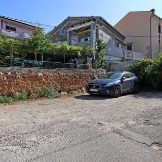 Apartmanok és Szobák Parkolóhellyel Vrbnik, Krk - 5302 Vrbnik (4)