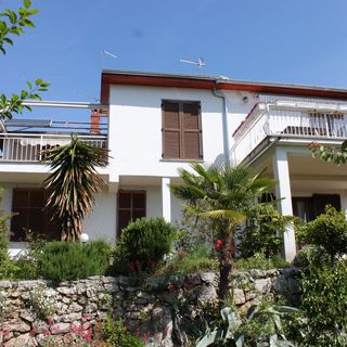 Apartmanok Parkolóhellyel Lovran, Opátia - Opatija - 2303 Lovran (2)