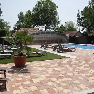 Udvaros Apartmanház Balatonlelle (5)