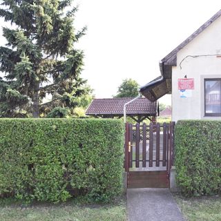 Aranymedve Vendégház És Apartmanok Poroszló (3)