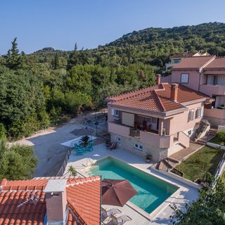 Apartmanok Családok Részére Medencével Sutomiscica, Ugljan - 13872 Sutomišćica (5)