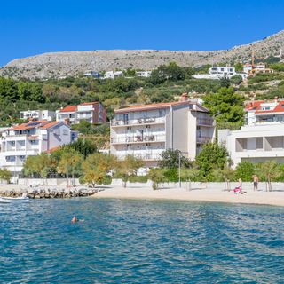 Családi Apartmanok A Tenger Mellett Podstrana, Split - 13725 Podstrana (2)