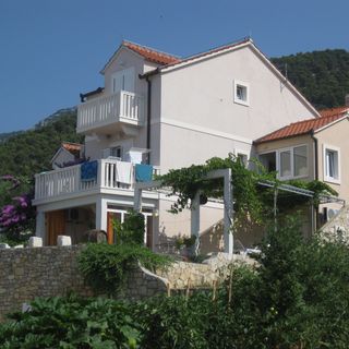 Apartmanok A Tenger Mellett Bol, Brac - 13665 Bol (3)