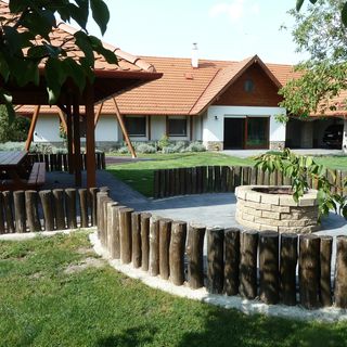Villa Holiday Apartman Poroszló (5)