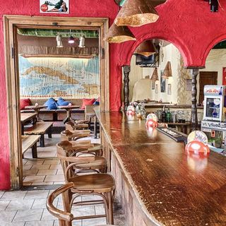 Cuba Bar & Hostel České Budějovice (2)