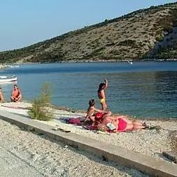 Apartment Orlić Vinisce (2)